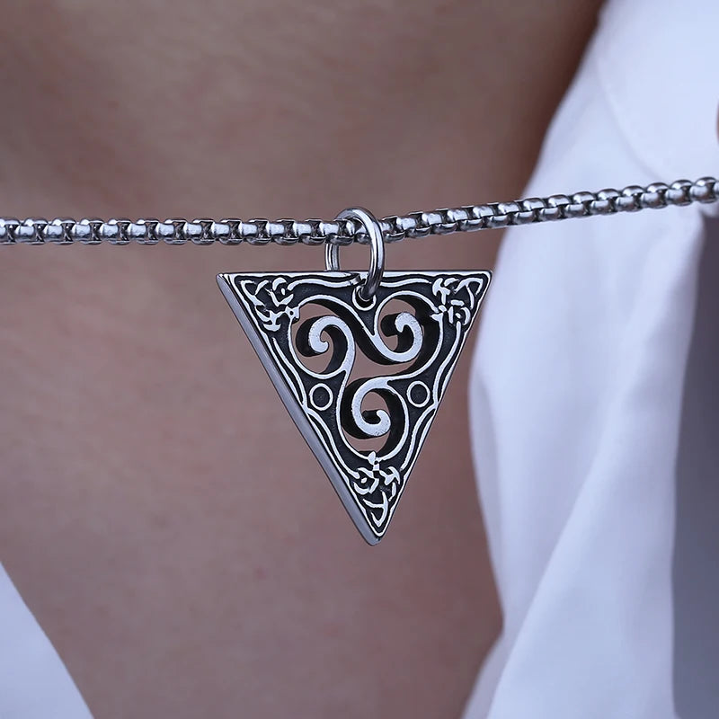 the-official-site-of-official-talisman-celtique-triskel-protection-chance-discount_0.webp