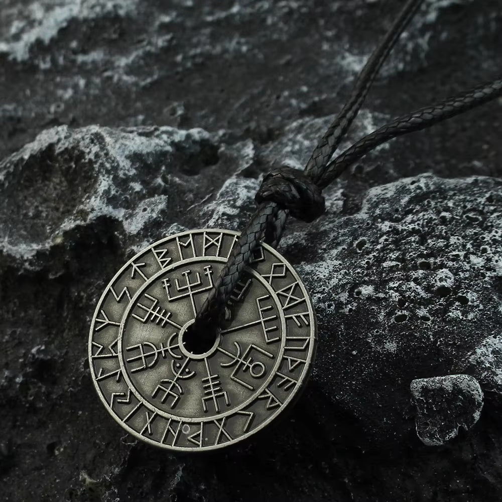 shop-for-the-newest-amulette-runique-vegvisir-protection-guidance-online-now_1.jpg